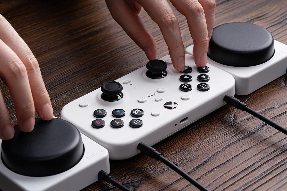 8BitDo Lite SE Accessibility Controller for Xbox and PC